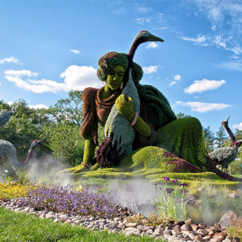 Monumental-Plant-Sculptures-at-the-2013-Mosaicultures-Internationales-Montr-al-2