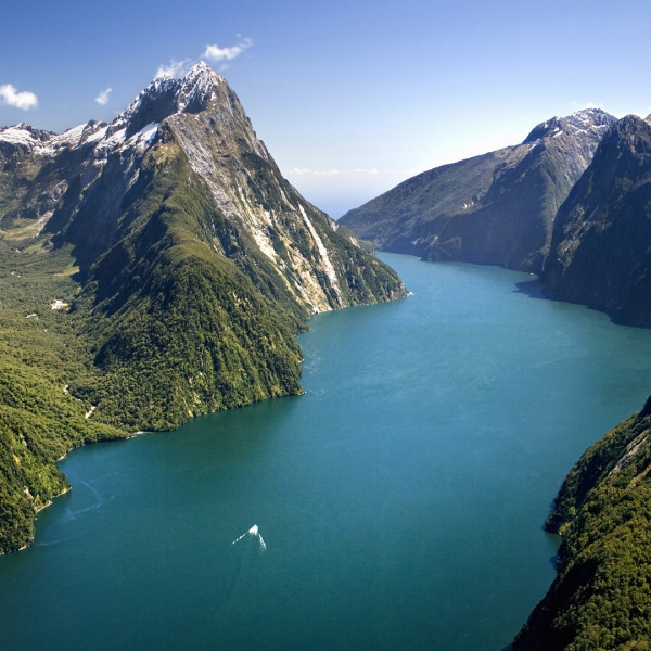 New Zealand South Island Fiordland National Park Milford Sound